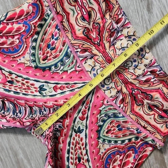 Nanette Lepore Cropped Paisley Workout Leggings - Picture 6 of 11